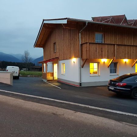 Gaestehaus Am Hahnenkamm Reutte Zewnętrze zdjęcie